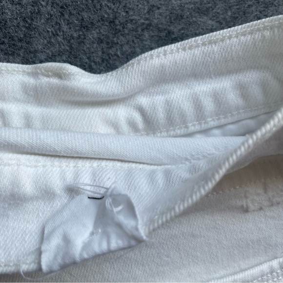 Good AMERICAN Good '90s Short in White size 2/26 new - Picture 13 of 14
